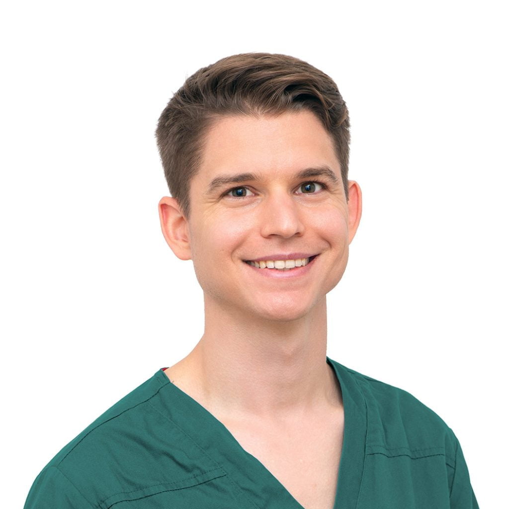 Dr Breiner Marcell parodontológus